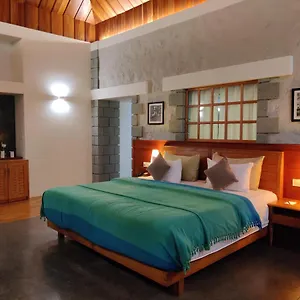 Spicetree Rajakumari Hotel